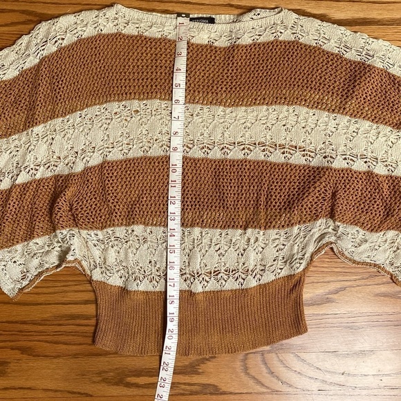 Kerisma Lightweight camel Creme open Knit Sweater Kimono Oversized sleeve M/L - Picture 6 of 9